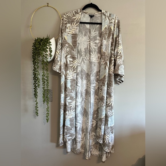 Torrid slub knit tropical print duster size 2 - Picture 1 of 6